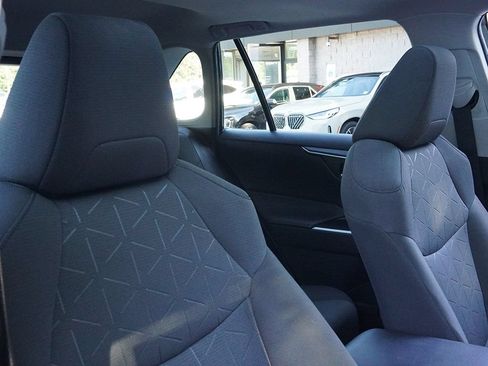 Used 2022 Toyota RAV4 XLE w/ Convenience Package AWD/4WD image 30