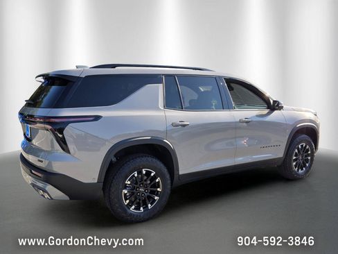 New 2026 Chevrolet Traverse Z71 w/ Enhanced Driving Package AWD/4WD image 7