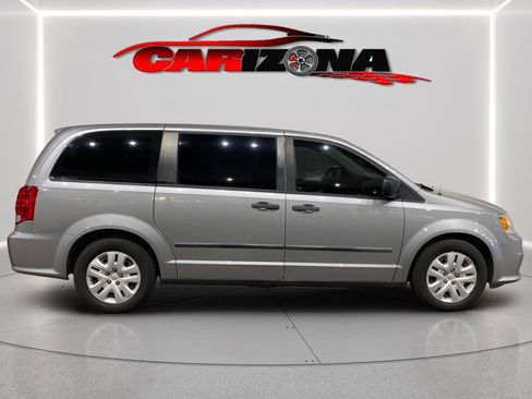 Used 2016 Dodge Grand Caravan American Value Package w/ UConnect Hands-Free Group image 7