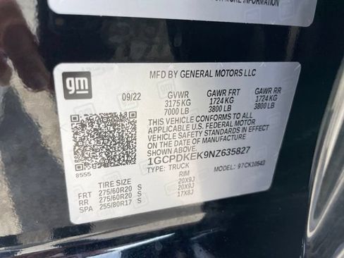 Used 2022 Chevrolet Silverado 1500 LT AWD/4WD image 27