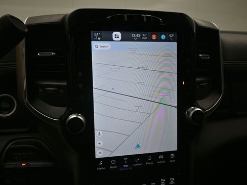 Used 2023 RAM 2500 Laramie AWD/4WD image 9