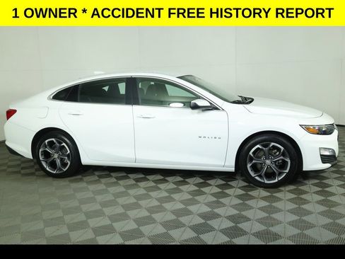 Used 2024 Chevrolet Malibu LT FWD image 2