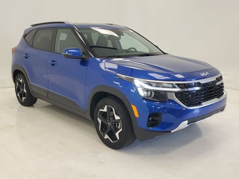 Used 2025 Kia Seltos S FWD image 3