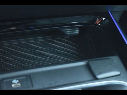 New 2025 Mercedes-Benz GLA 250 4MATIC image 32