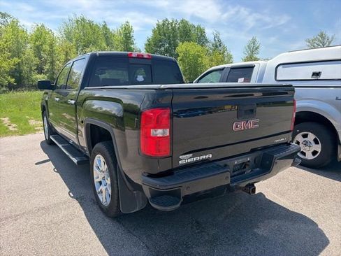 Used 2014 GMC Sierra 1500 Denali w/ Suspension Package, Off-Road AWD/4WD image 8