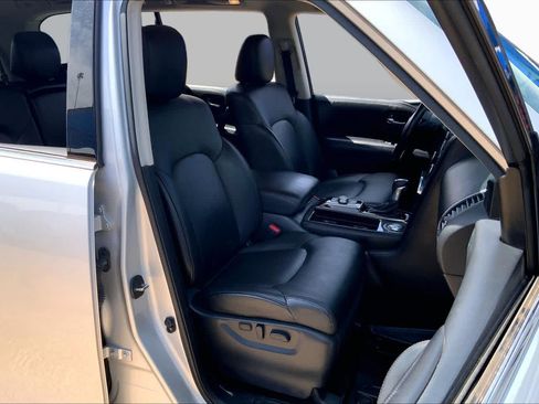Used 2022 Nissan Armada SV RWD image 8