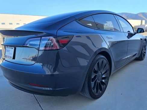 Used 2022 Tesla Model 3 Performance image 5