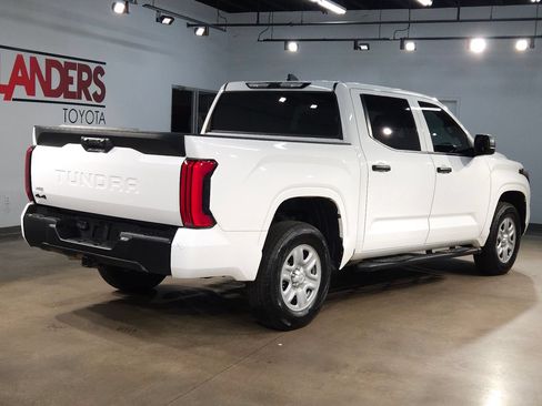 Used 2025 Toyota Tundra SR w/ SR Tow Package AWD/4WD image 7