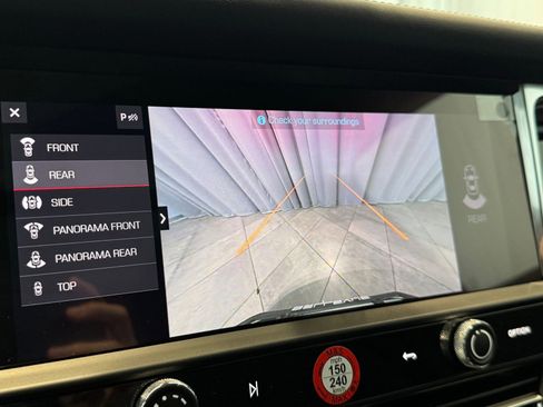 Used 2025 Porsche Macan image 19