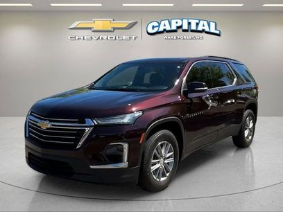 Used 2023 Chevrolet Traverse LT