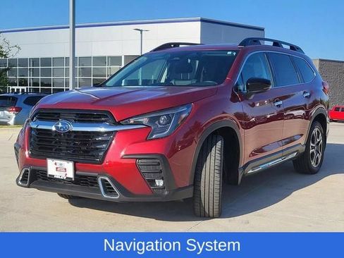 Used 2024 Subaru Ascent Touring w/ Popular Package #2 AWD/4WD image 2