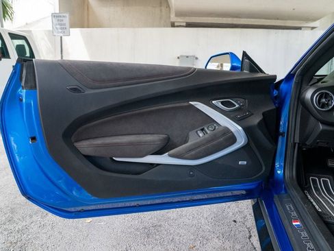 Used 2018 Chevrolet Camaro ZL1 RWD image 47