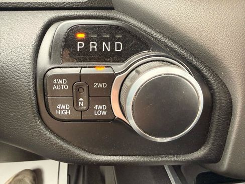 Used 2022 RAM 1500 Big Horn AWD/4WD image 18