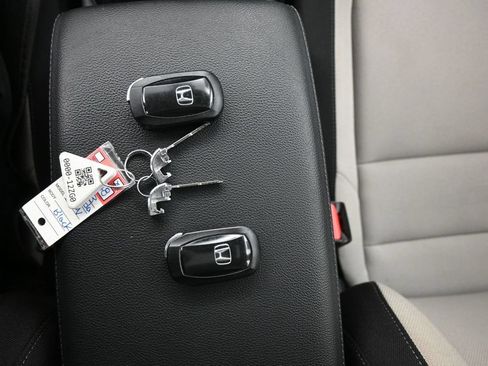 Used 2023 Honda CR-V EX image 26