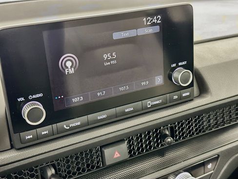 Used 2023 Honda CR-V EX image 15