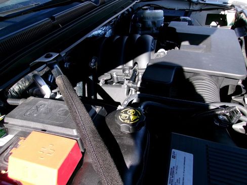 Used 2016 Chevrolet Tahoe LTZ image 29