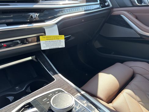 Used 2026 BMW X5 xDrive40i w/ M Sport Package image 17