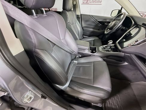 Certified 2025 Subaru Outback Limited image 35