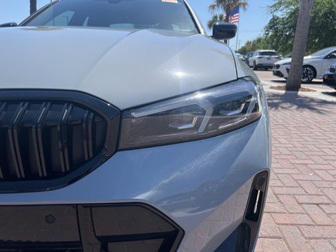Used 2025 BMW 330i Sedan w/ M Sport Package image 6