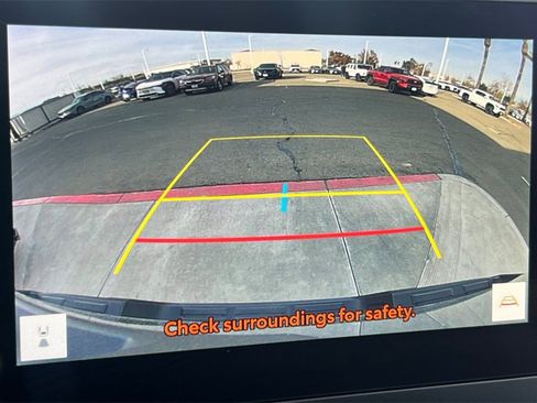 Certified 2025 Toyota Tacoma SR5 image 22