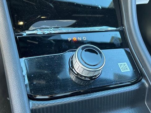 New 2025 Jeep Grand Cherokee Limited w/ Luxury Tech Group II image 17