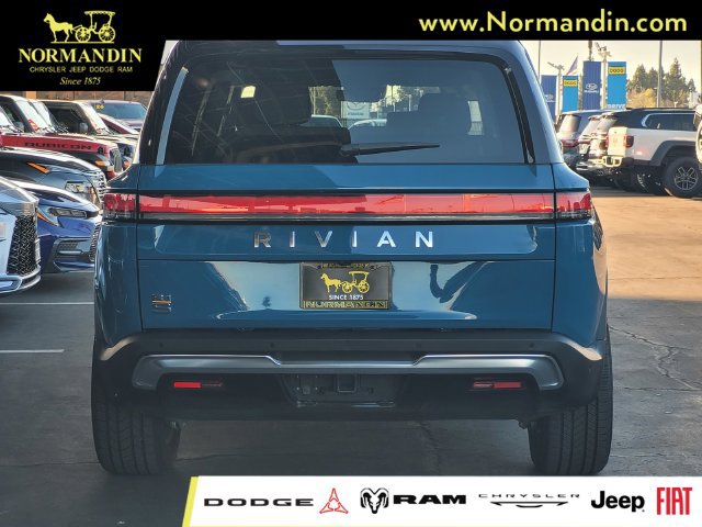 Used 2023 Rivian R1S Adventure Quad AWD/4WD image 4