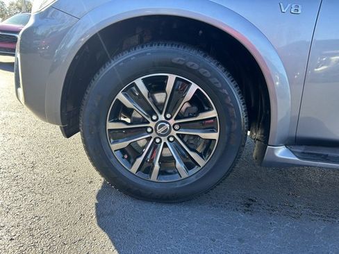 Used 2017 Nissan Armada Platinum image 9