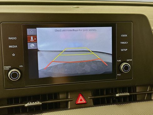 Used 2025 Kia Sportage LX image 22