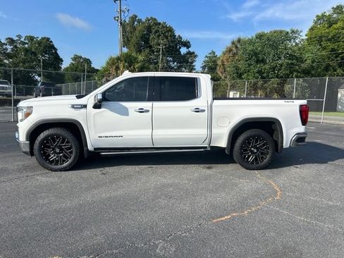 Used 2021 GMC Sierra 1500 SLT w/ SLT Convenience Package AWD/4WD image 2