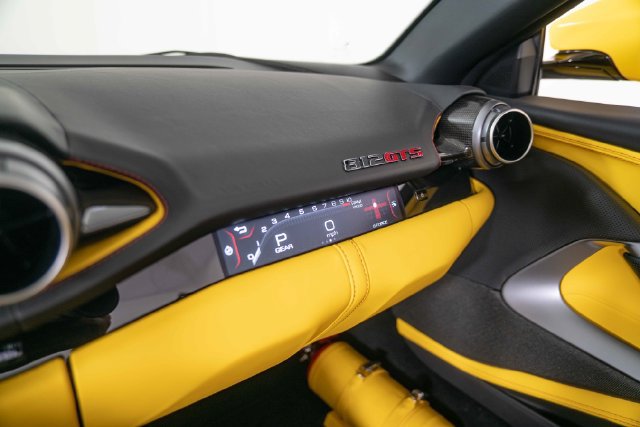 Used 2023 Ferrari 812 GTS RWD image 23