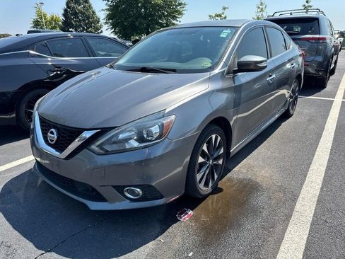 Used 2017 Nissan Sentra SR w/ SR Premium Technology Package FWD image 3