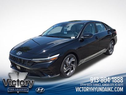 Used 2025 Hyundai Elantra Limited
