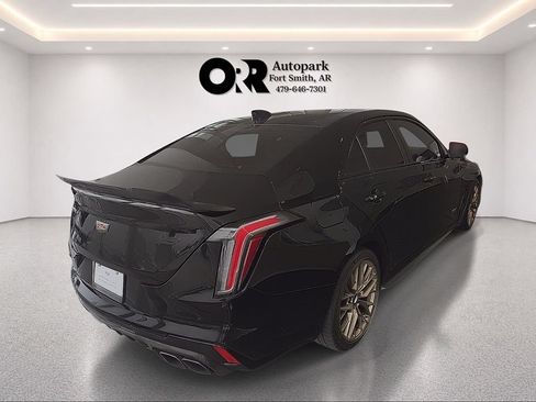 Used 2026 Cadillac CT4 V Blackwing w/ Carbon Fiber 1 Package RWD image 5