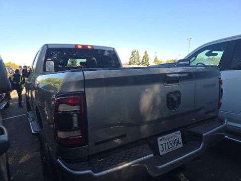 Used 2024 RAM 2500 Big Horn w/ Night Edition AWD/4WD image 5