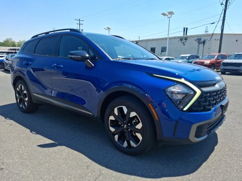 Used 2023 Kia Sportage X-Line AWD/4WD image 3