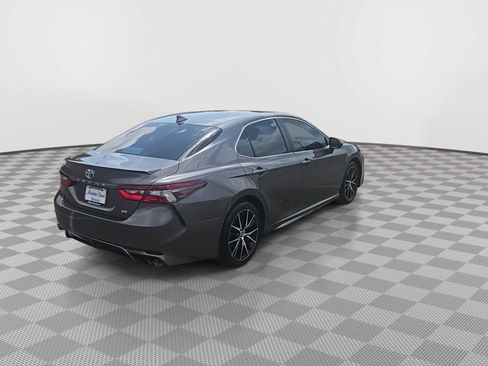 Used 2023 Toyota Camry SE FWD image 8