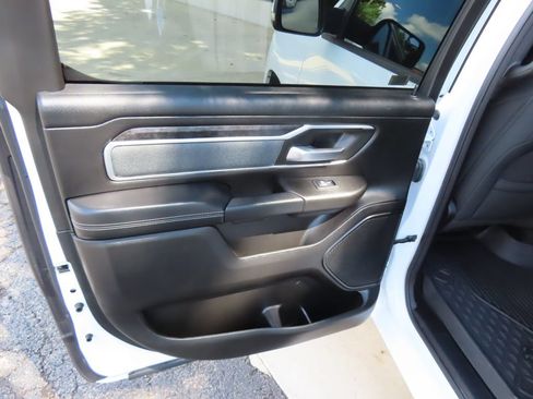 Used 2022 RAM 1500 Big Horn AWD/4WD image 27