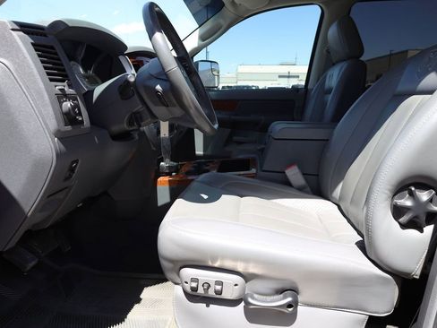 Used 2006 Dodge Ram 3500 Truck Laramie w/ Protection Group AWD/4WD image 11