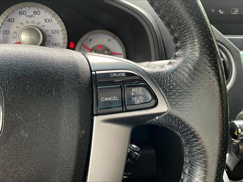 Used 2011 Honda Pilot EX-L image 12