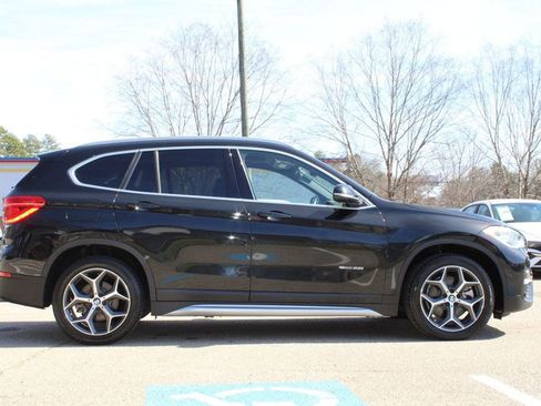 Used 2017 BMW X1 sDrive28i image 5