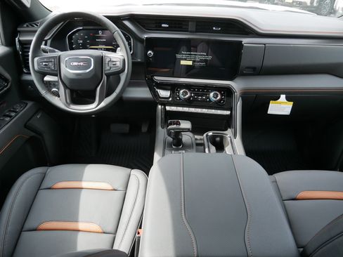 New 2026 GMC Sierra 1500 AT4 w/ Technology Package image 6