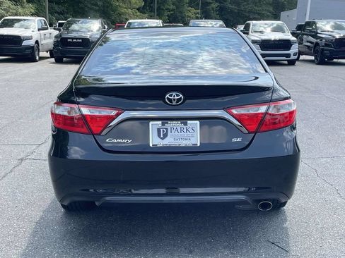 Used 2016 Toyota Camry SE FWD image 7