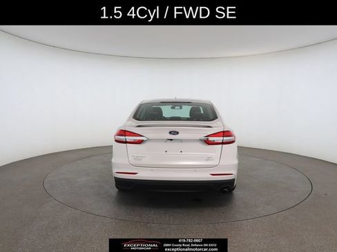 Used 2019 Ford Fusion SE w/ Equipment Group 151A FWD image 15