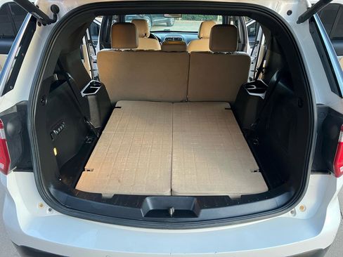 Used 2016 Ford Explorer Limited image 13
