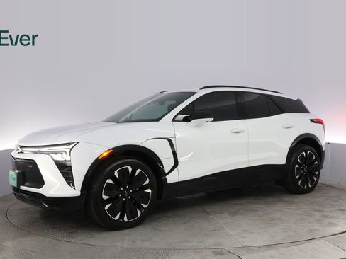 Used 2024 Chevrolet Blazer EV RS RWD image 18