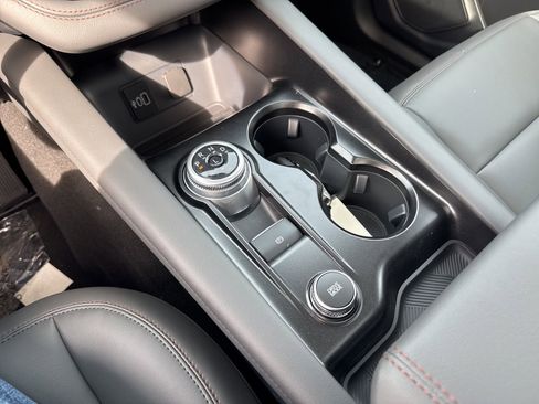 New 2026 Ford Explorer Active w/ Active Comfort Package image 30