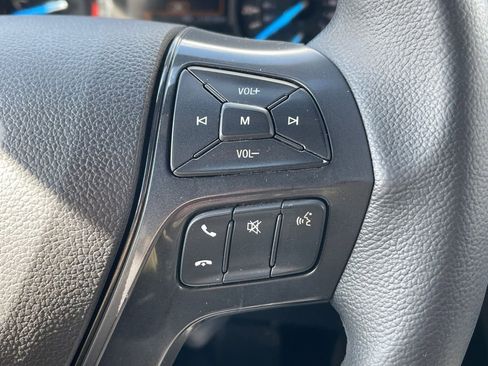 Used 2018 Ford Explorer XLT w/ Class II Trailer Tow Package image 6