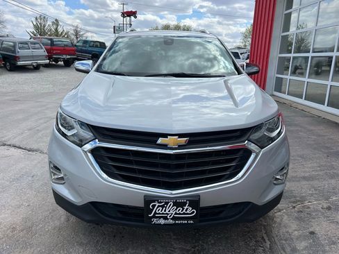 Used 2020 Chevrolet Equinox Premier image 3