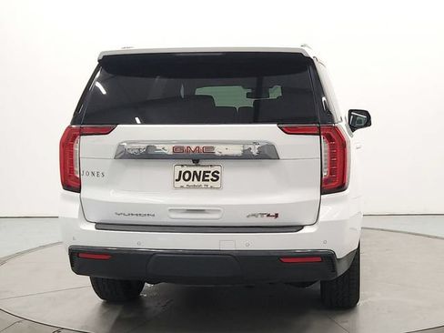 Used 2023 GMC Yukon AT4 w/ Technology Package AWD/4WD image 6