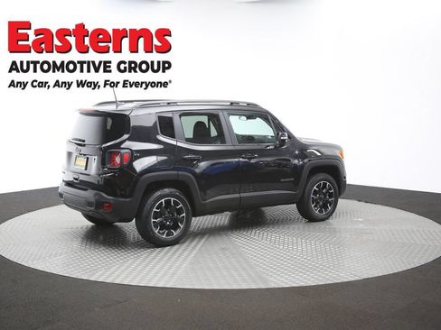 Used 2023 Jeep Renegade Latitude AWD/4WD image 43